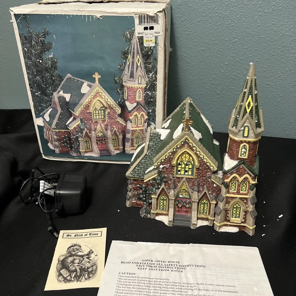 Vintage Dickens Collectables Fiber Optic Christmas Victorian Series Church W Box